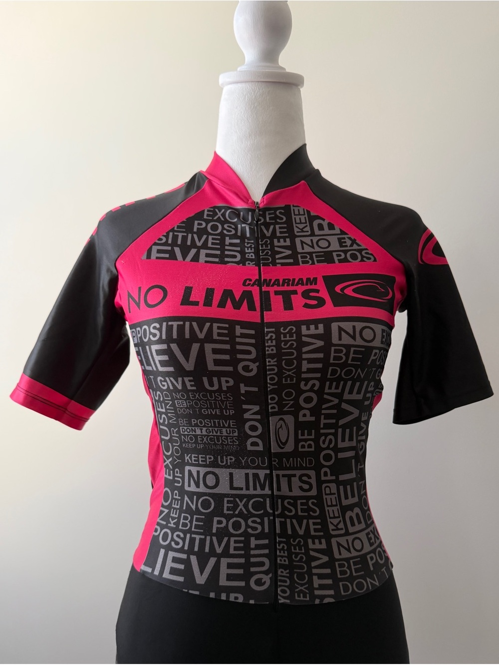 Preloved Canariam Women’s No Limits Pink & Black Speed Skating Skinsuit